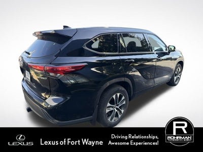 2022 Toyota Highlander Hybrid XLE