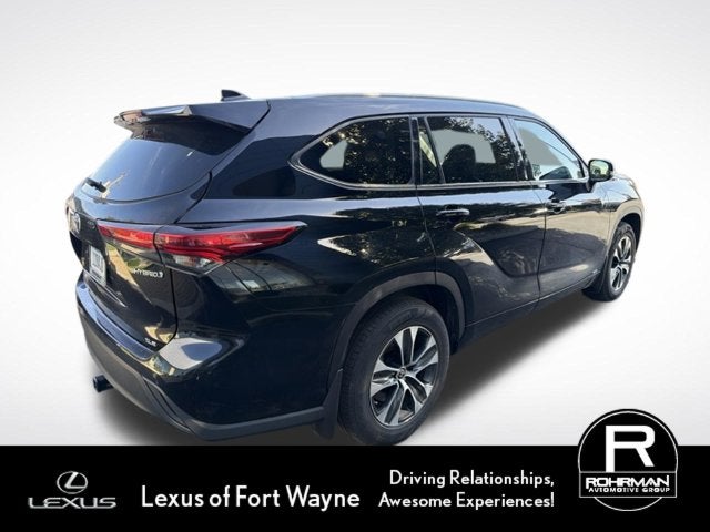 2022 Toyota Highlander Hybrid XLE