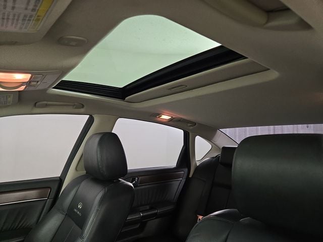 2010 INFINITI M35 Base