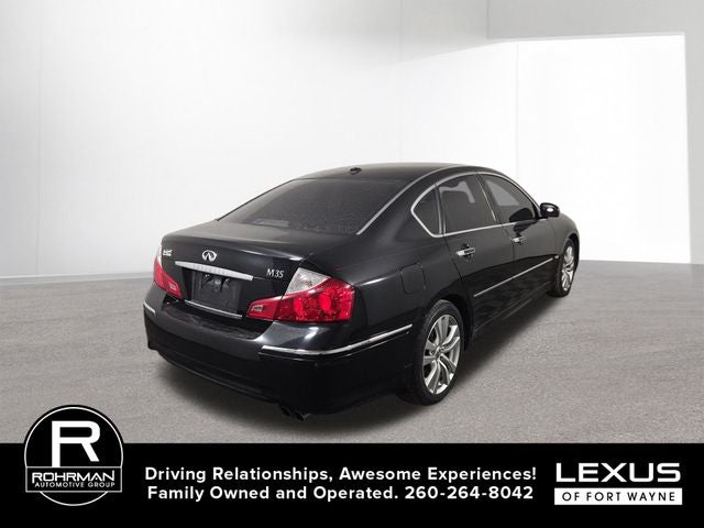 2010 INFINITI M35 Base