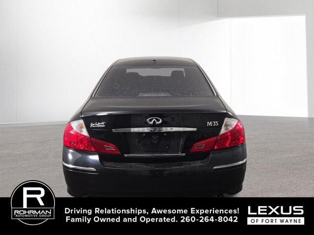 2010 INFINITI M35 Base