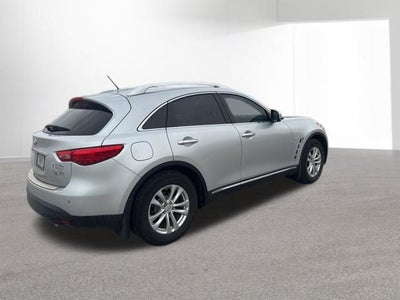2014 INFINITI QX70 Base