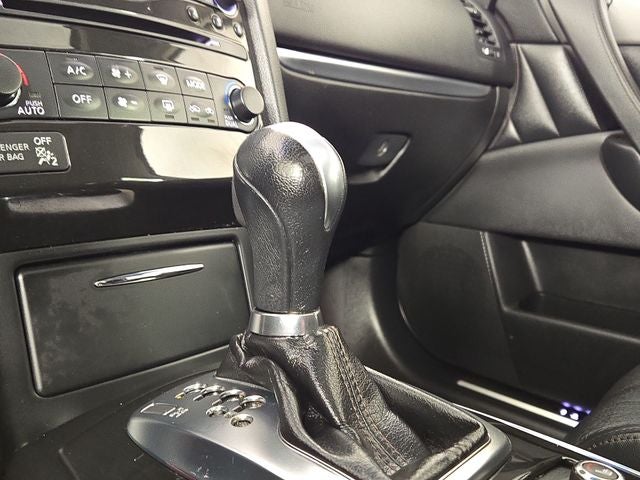 2014 INFINITI QX70 Base