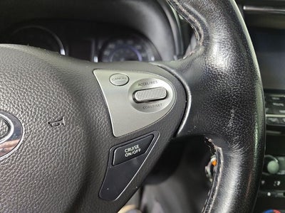2014 INFINITI QX70 Base