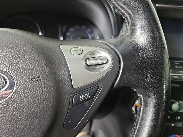 2014 INFINITI QX70 Base