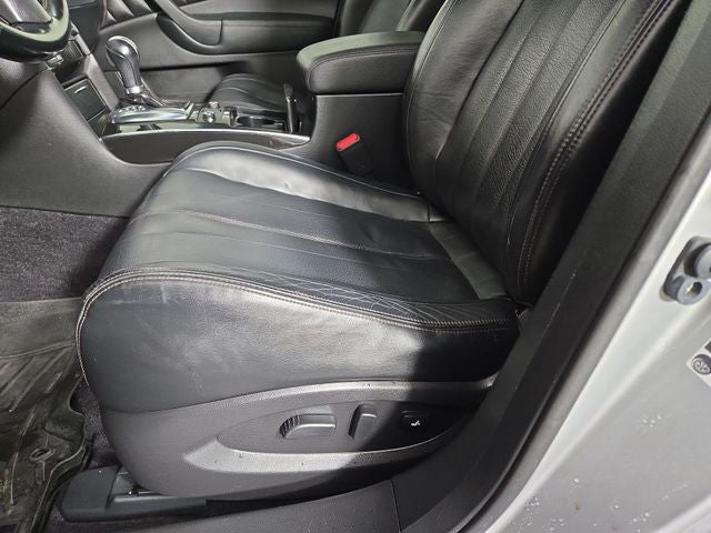 2014 INFINITI QX70 Base