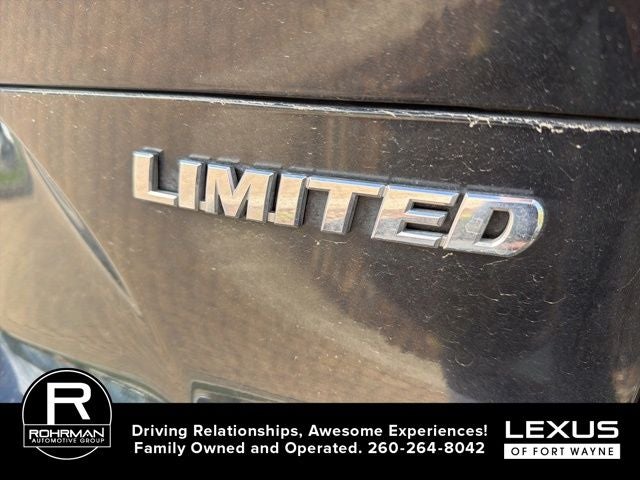 2023 Toyota Venza LE