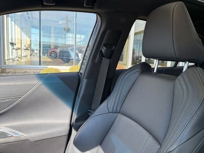 2023 Toyota Venza LE