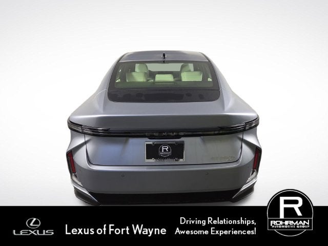 2026 Lexus ES 350h Premium
