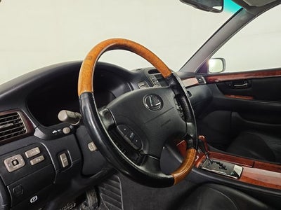 2005 Lexus LS 430