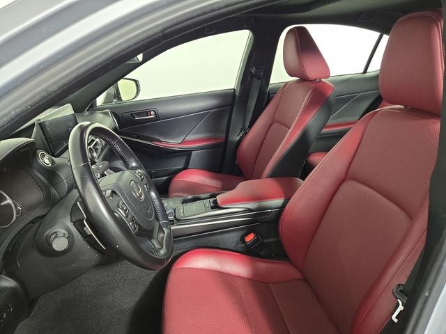 2022 Lexus IS 300