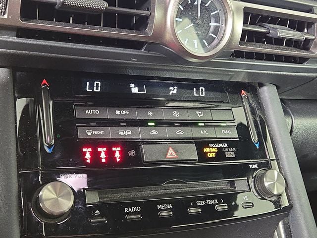 2022 Lexus IS 300