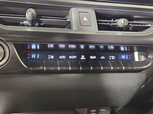 2026 Lexus UX PREMIUM AWD