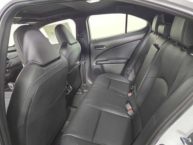 2026 Lexus UX PREMIUM AWD