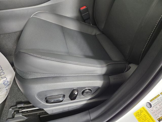 2026 Lexus UX PREMIUM AWD