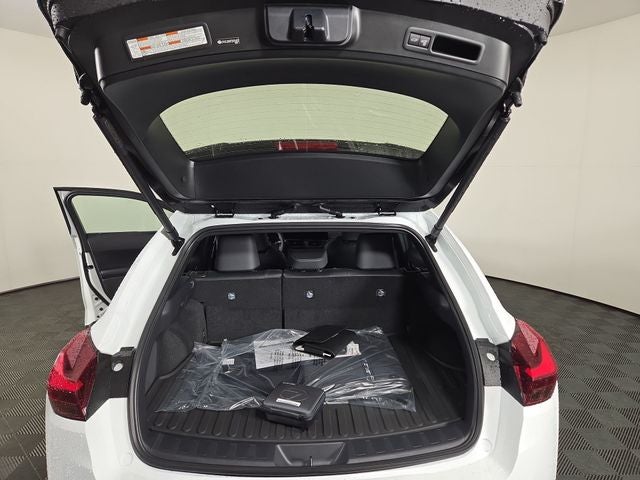 2026 Lexus UX PREMIUM AWD