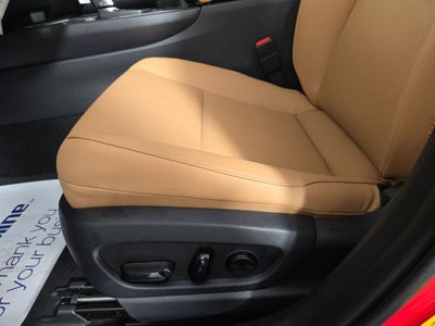 2025 Lexus UX PREMIUM AWD