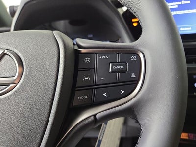 2026 Lexus UX PREMIUM AWD