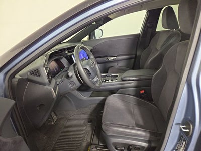 2023 Lexus RZ 450e Luxury