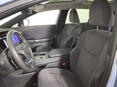 2023 Lexus RZ 450e Luxury