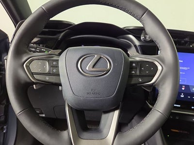 2023 Lexus RZ 450e Luxury