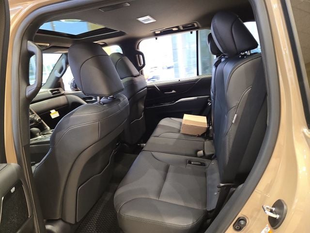 2026 Lexus LX OVERTRAIL