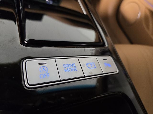 2025 Genesis G80 2.5T