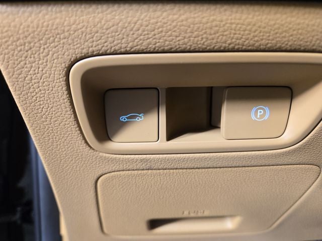 2025 Genesis G80 2.5T