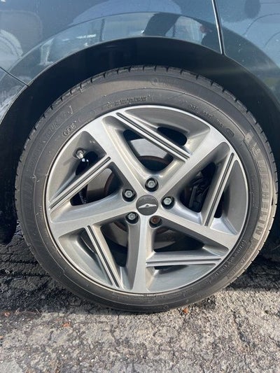 2023 Genesis G80 2.5T