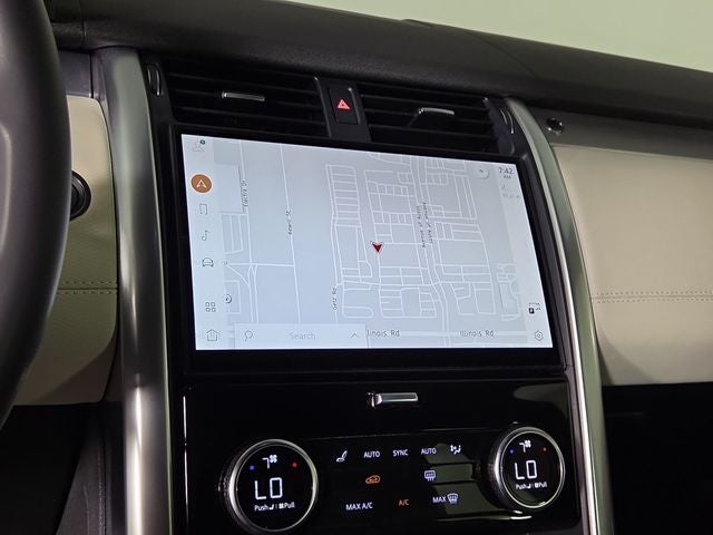 2024 Land Rover Discovery Dynamic SE