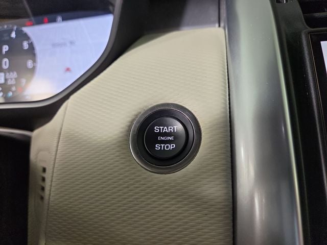 2024 Land Rover Discovery Dynamic SE