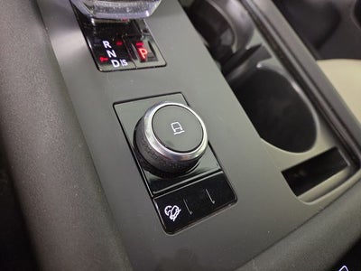 2024 Land Rover Discovery Dynamic SE