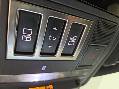 2024 Land Rover Discovery Dynamic SE