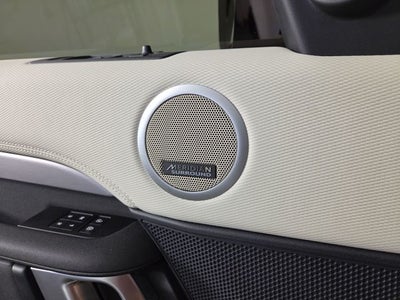 2024 Land Rover Discovery Dynamic SE