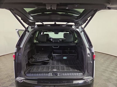 2024 Land Rover Discovery Dynamic SE