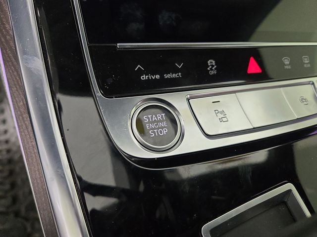 2021 Audi Q7 55 Prestige quattro