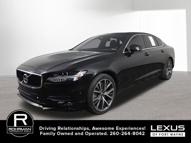 2017 Volvo S90 T6 Momentum